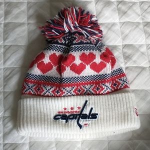 Women's Washington capitals beanie